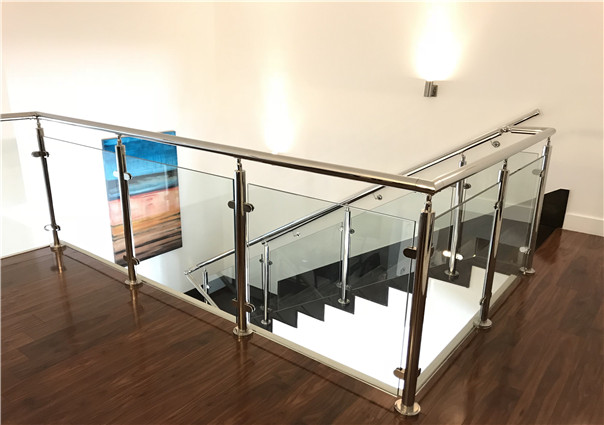 Railing and stair project for golf hotel in Orlando, USA,2016